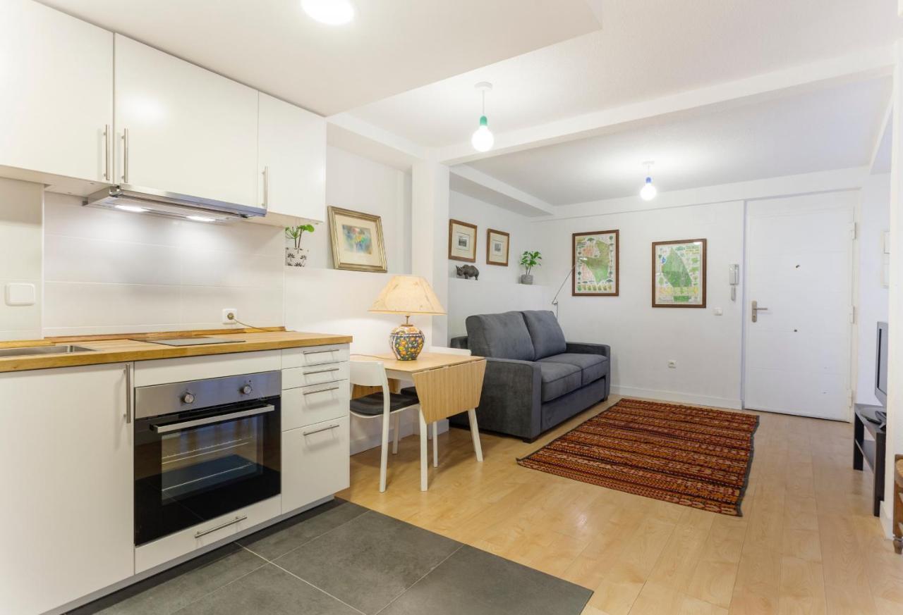 Apartamento Chueca V En Madrid Bagian luar foto