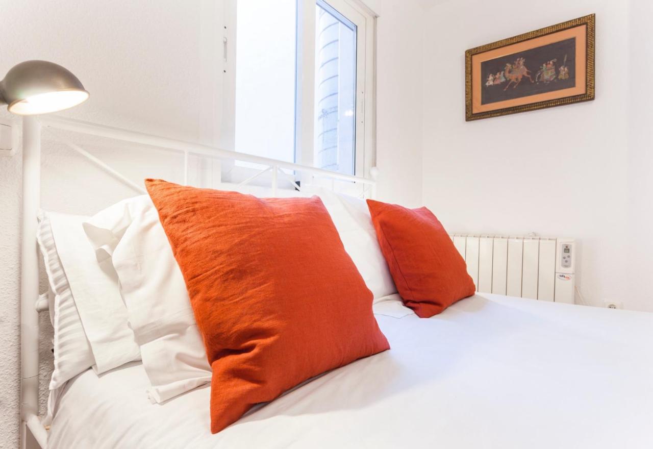 Apartamento Chueca V En Madrid Bagian luar foto