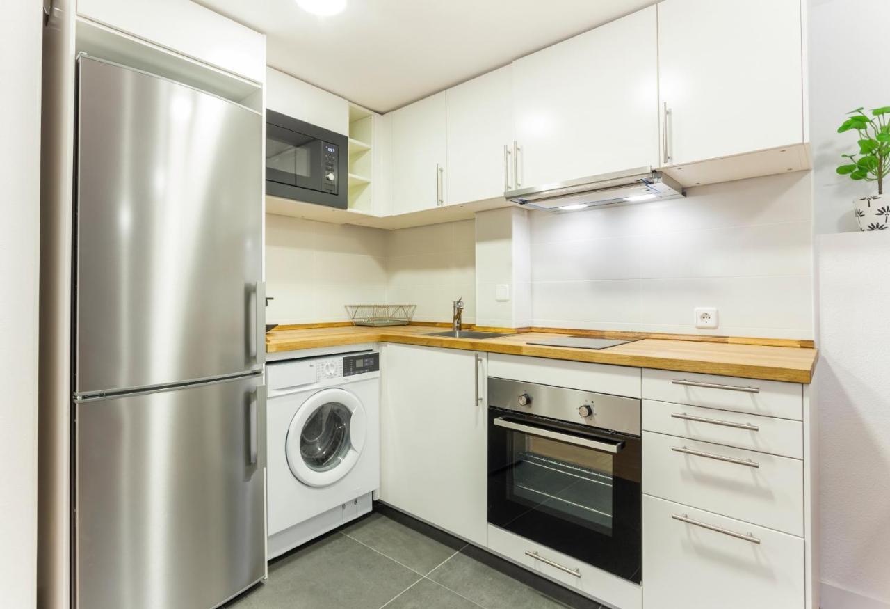 Apartamento Chueca V En Madrid Bagian luar foto